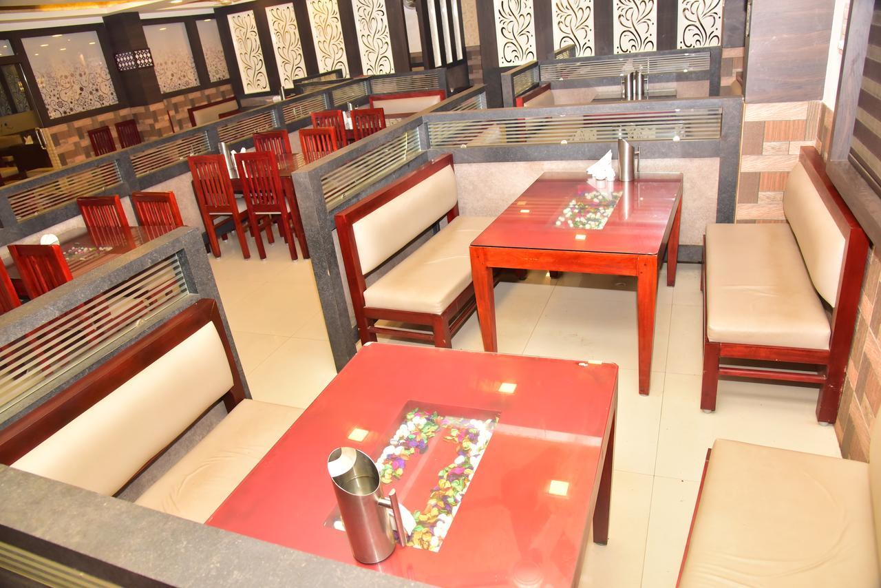 Bright Palace Restaurant And Residency Hotel Shivamogga Zewnętrze zdjęcie